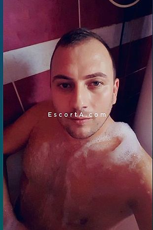 ALEX - Uomo cerca donna Milano