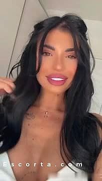 ANABELL TOP Video Background