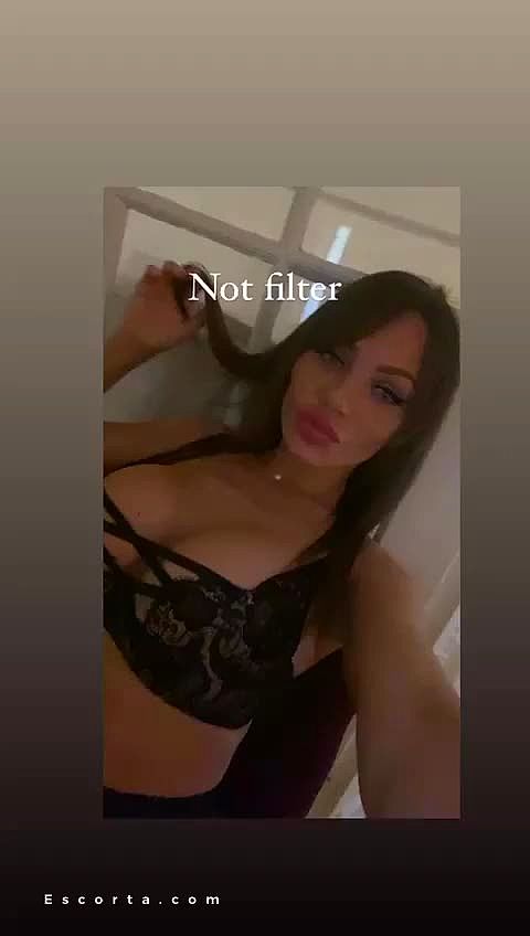 kendra Video Sfondo