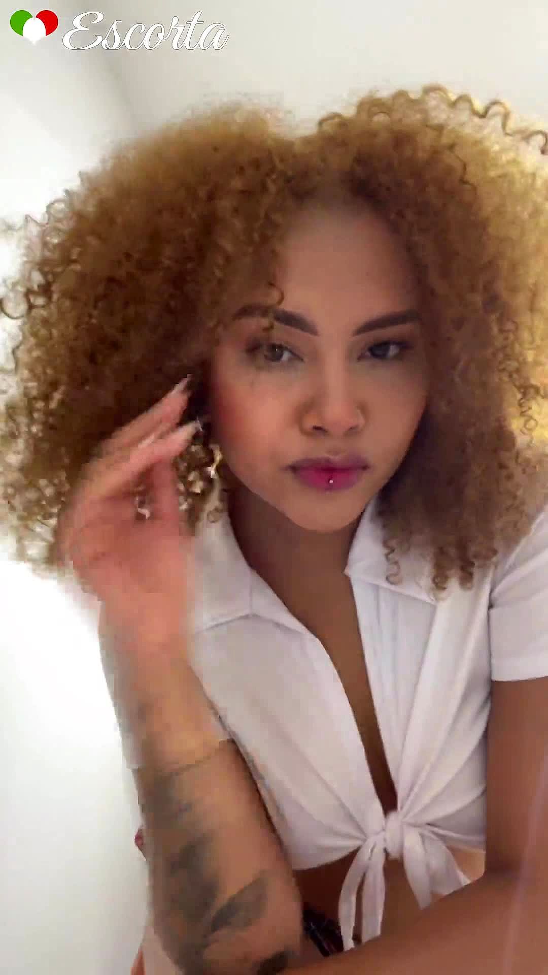 Luna Video Background