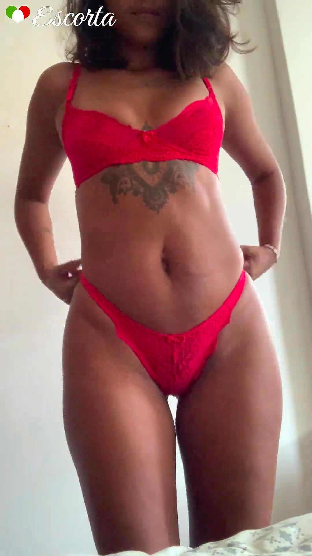 Evelyn Bahia Video Sfondo