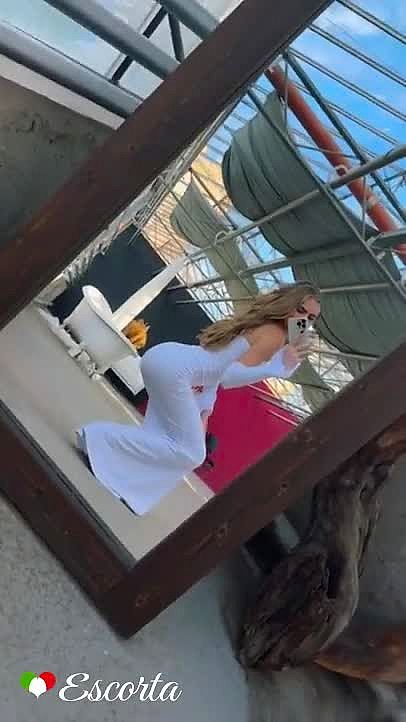 Ekaterina Video Background