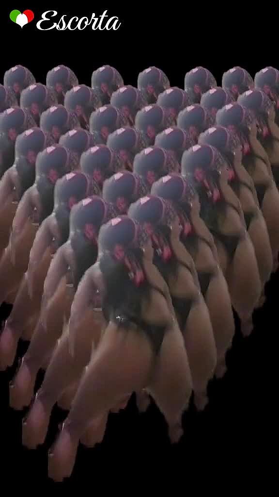 Lisandra Video Background