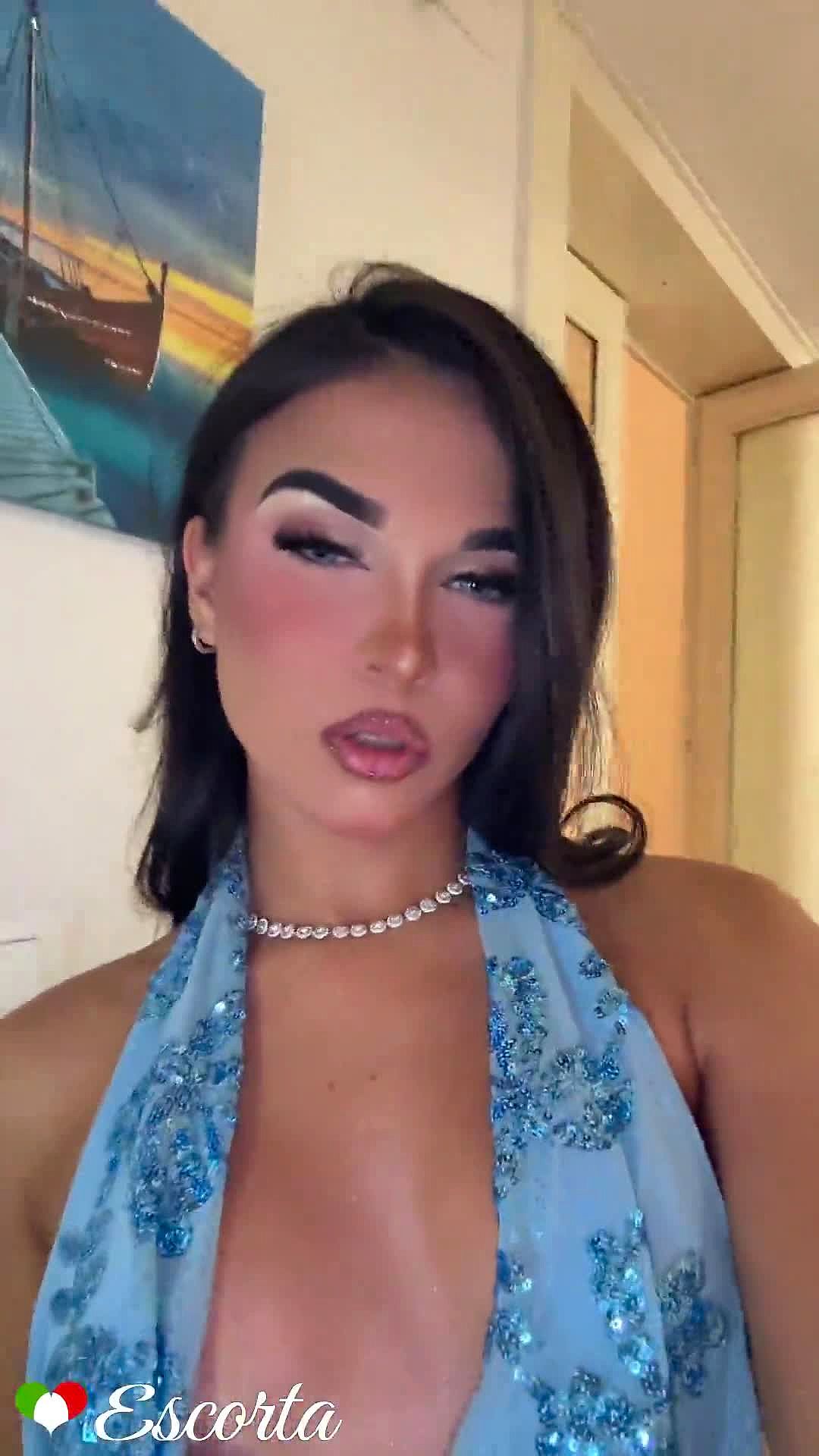 Julia Souza Video Sfondo