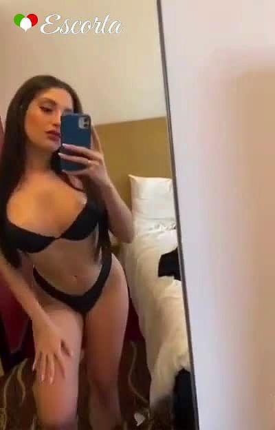 Karina Video Sfondo