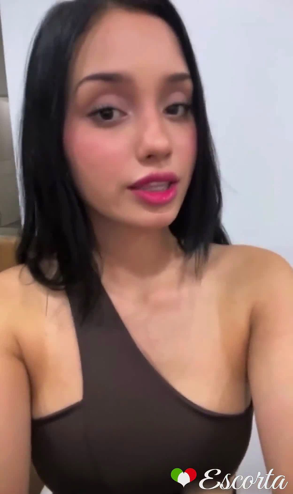 Manuela Video Sfondo