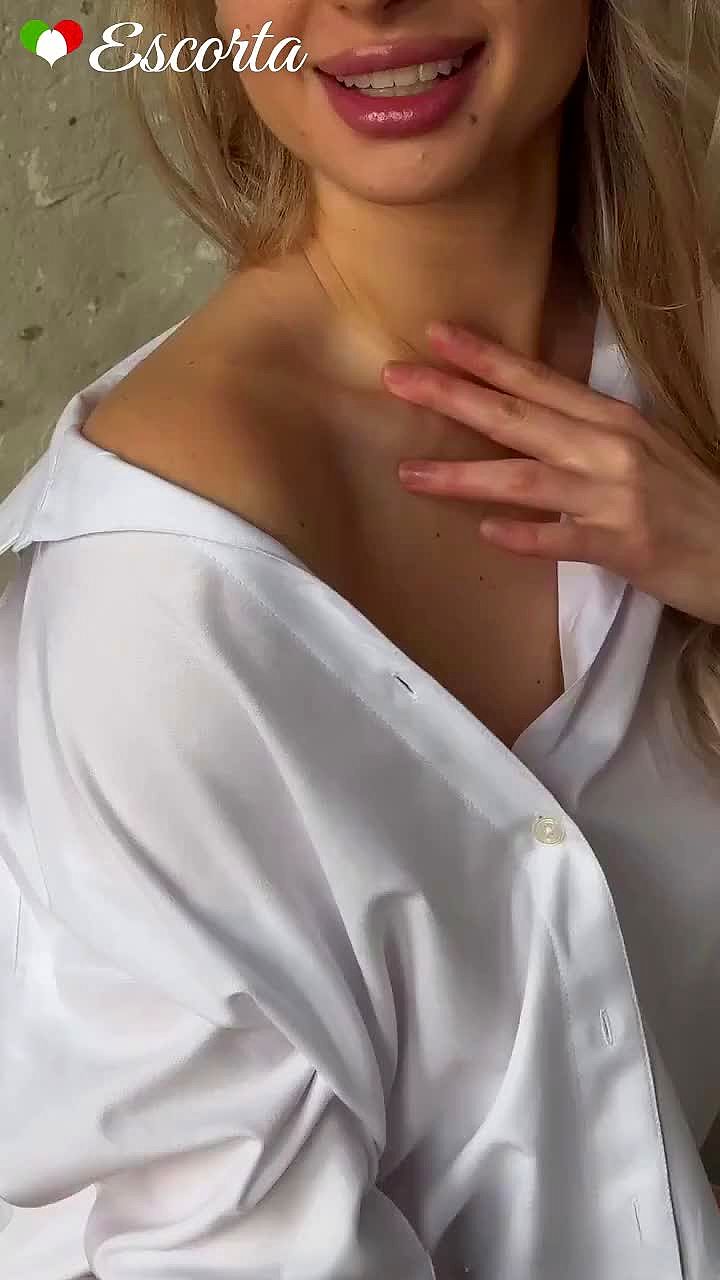 Svetlana Video Sfondo