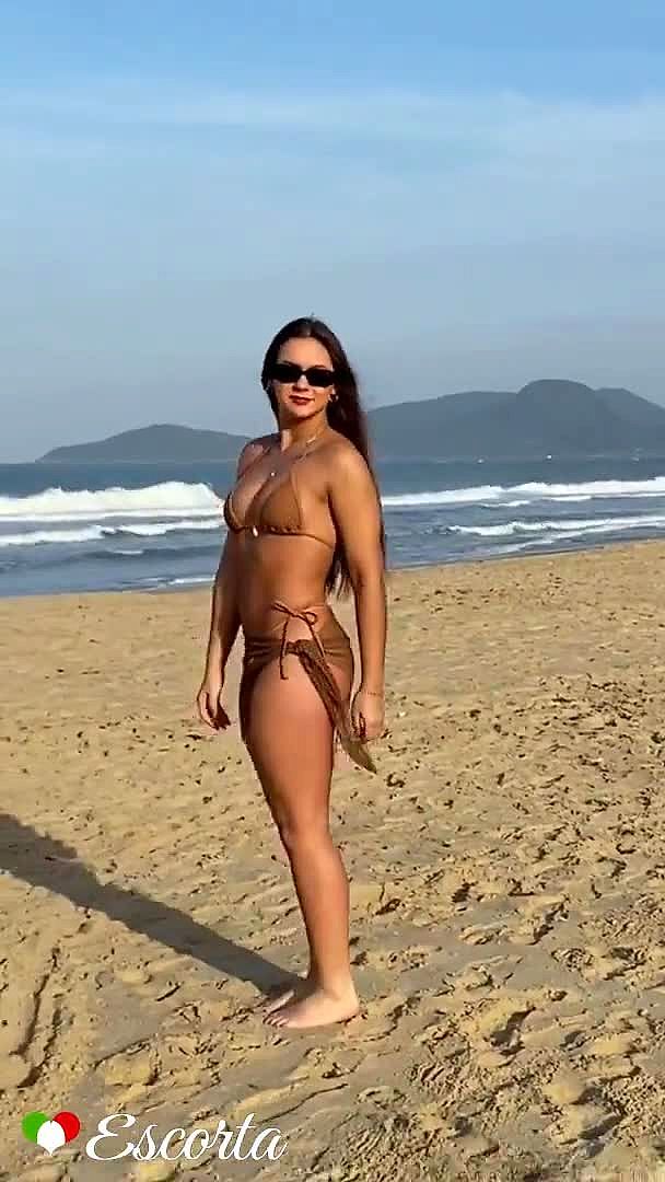 Isis Video Sfondo
