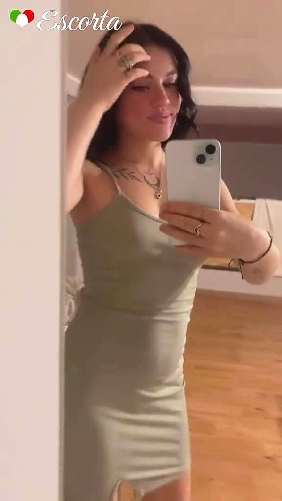 Polina Video Sfondo