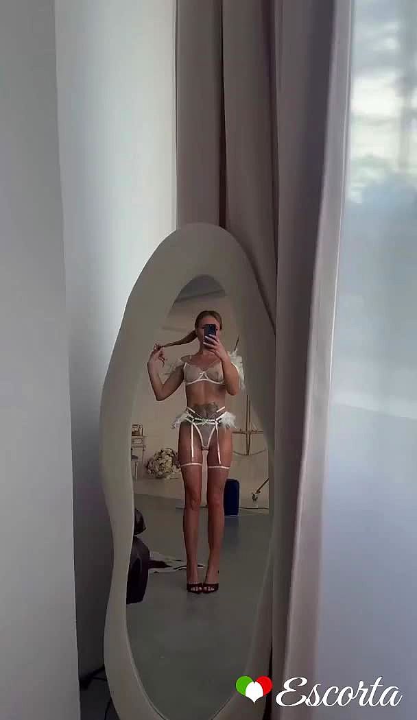 Barbara Video Sfondo