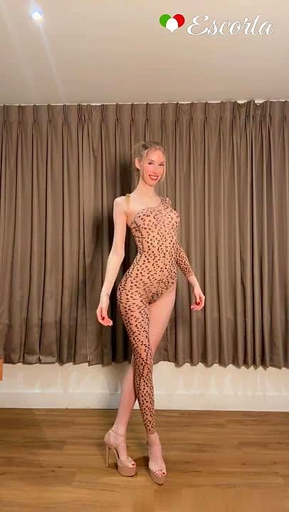 Nausi Love Video Sfondo