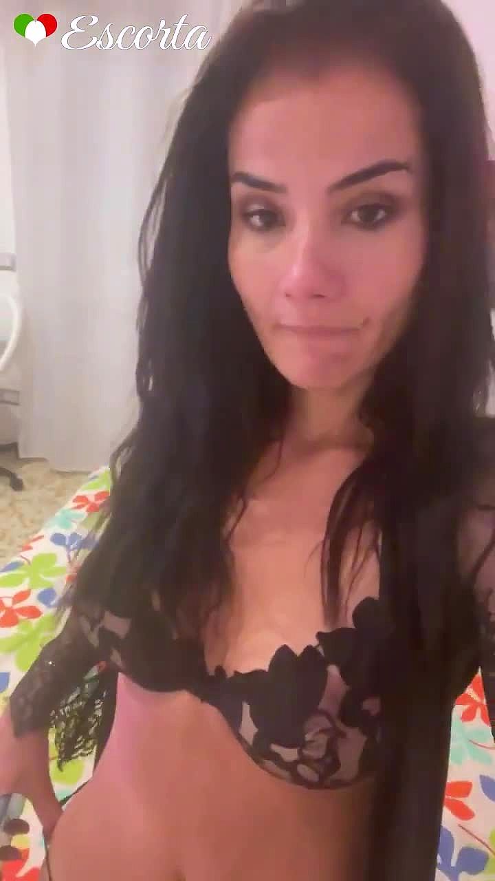 Isa Brasiliana Video Sfondo