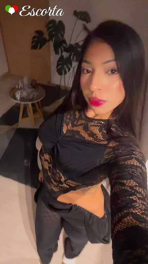 ANTONELLA Video Sfondo