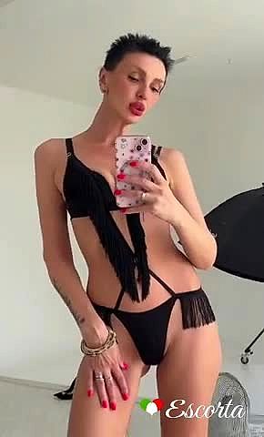 Inga Video Sfondo