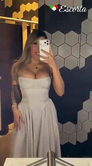Stefany Oliveira Video Sfondo