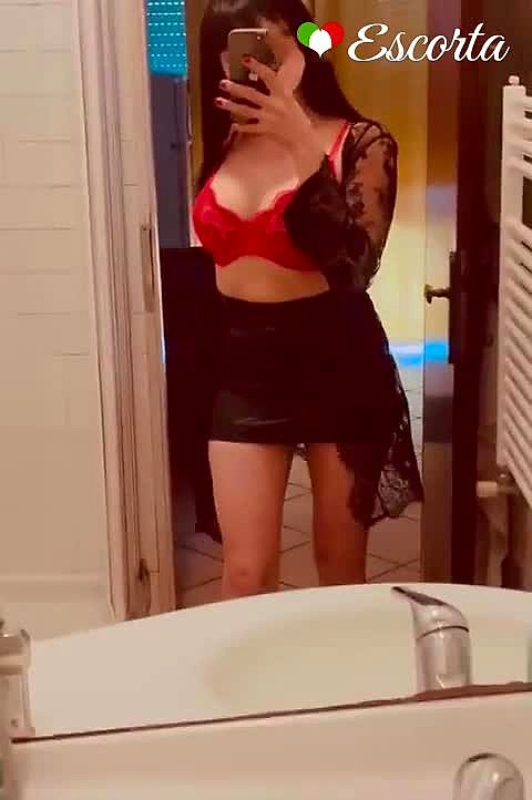 Martina Massaggi Video Sfondo