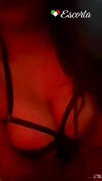 ISA HOT Video Sfondo