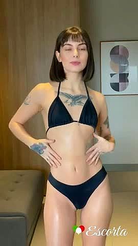 Darina Video Sfondo