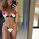 Riana Commenta