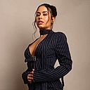 Leilani Commenta