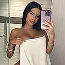 Aisha Commenta