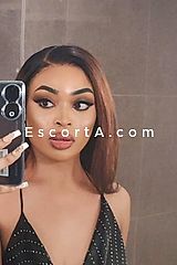 Scarlett Noir