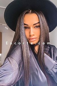 Julia VIP - Cagliari Escorts