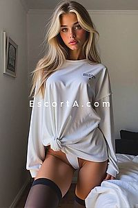 Tory - Trento Escorts