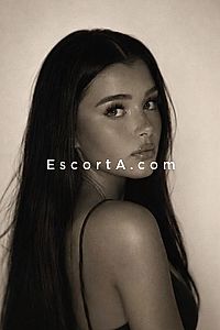 IRIS - Milano Escorts