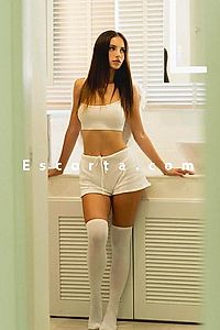Carina - Salerno Escorts