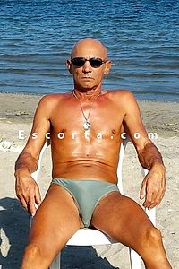 FOTOMODELLO - Uomo cerca donna Ferrara