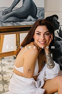 Kira Top - Desenzano del Garda Escorts