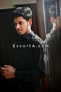 Iban - Uomo cerca donna Como