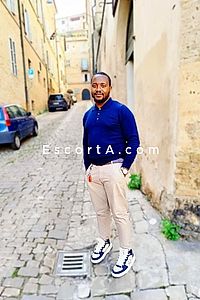 Mr Chizzy - Uomo cerca donna Fermo