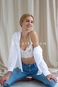 Viki - Escort Senigallia