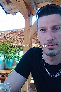 Giulii - Uomo cerca donna Andalo