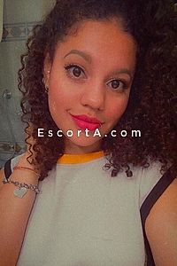 Kenia - Genova Escorts