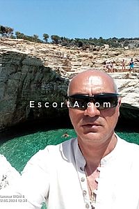 Боян - Uomo cerca donna Agropoli