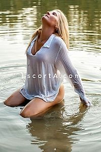 Monica - Cagliari Escorts