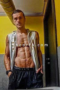 Chris - Melzo Boy Escorts