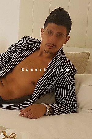 Ennio - Male escorts Catania