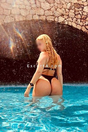 CHANEL  ITALIANA - Roma Escorts