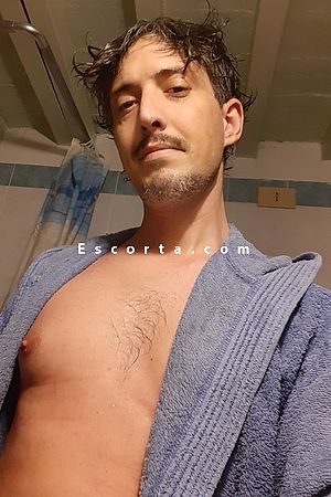 Tozzy - Male escorts Pisa