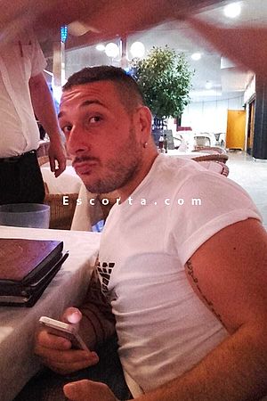 PAOLOBSX - Male escorts Milano