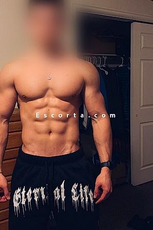 Luca - Male escorts Roma