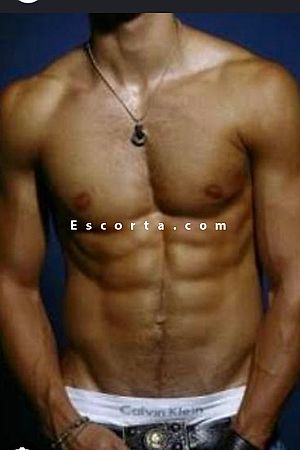 Tugo - Male escorts Roma