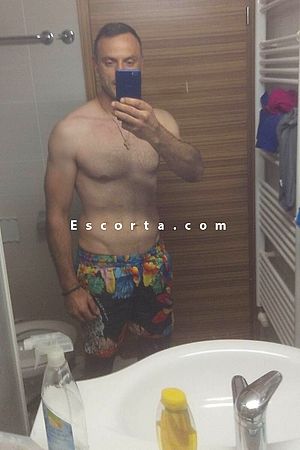 Dragan - Male escorts Udine