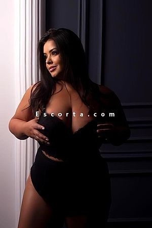 Julia - Casoria Escorts