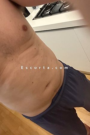 Lorenzo - Male escorts Parma