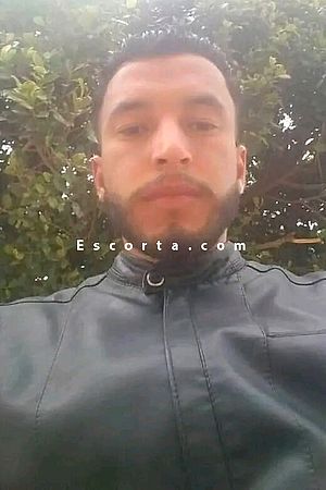 Zaki - Uomo cerca donna Verona